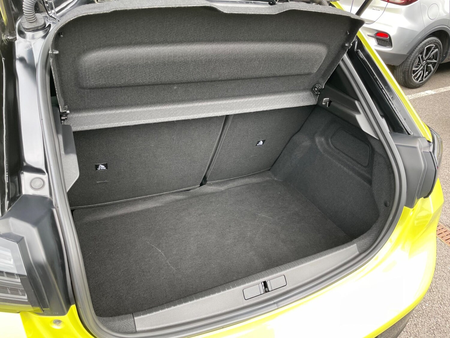 Used Peugeot E-208 2024 for sale - 75769235: Photo 34