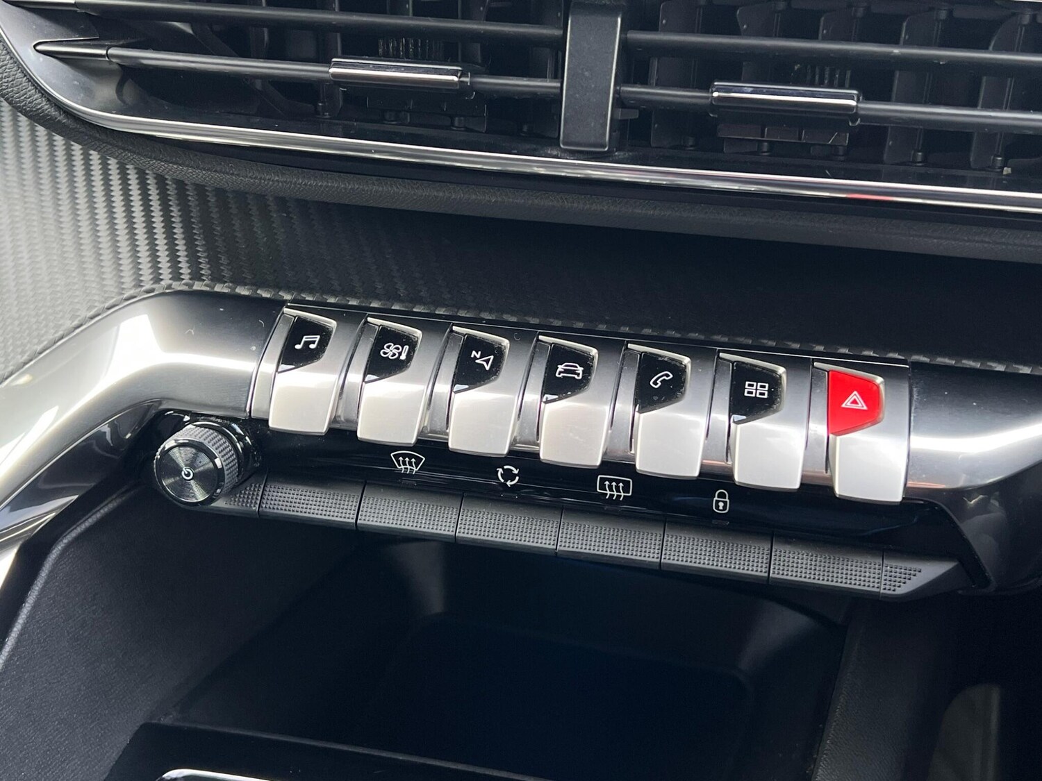 Used Peugeot 3008 2022 for sale - 77853369: Photo 41