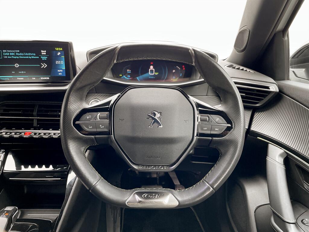 Used Peugeot E-2008 2022 for sale - 77203127: Photo 12