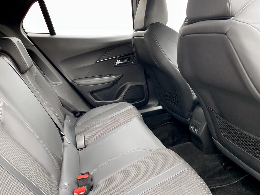 Used Peugeot E-2008 2022 for sale - 77203127: Photo 17