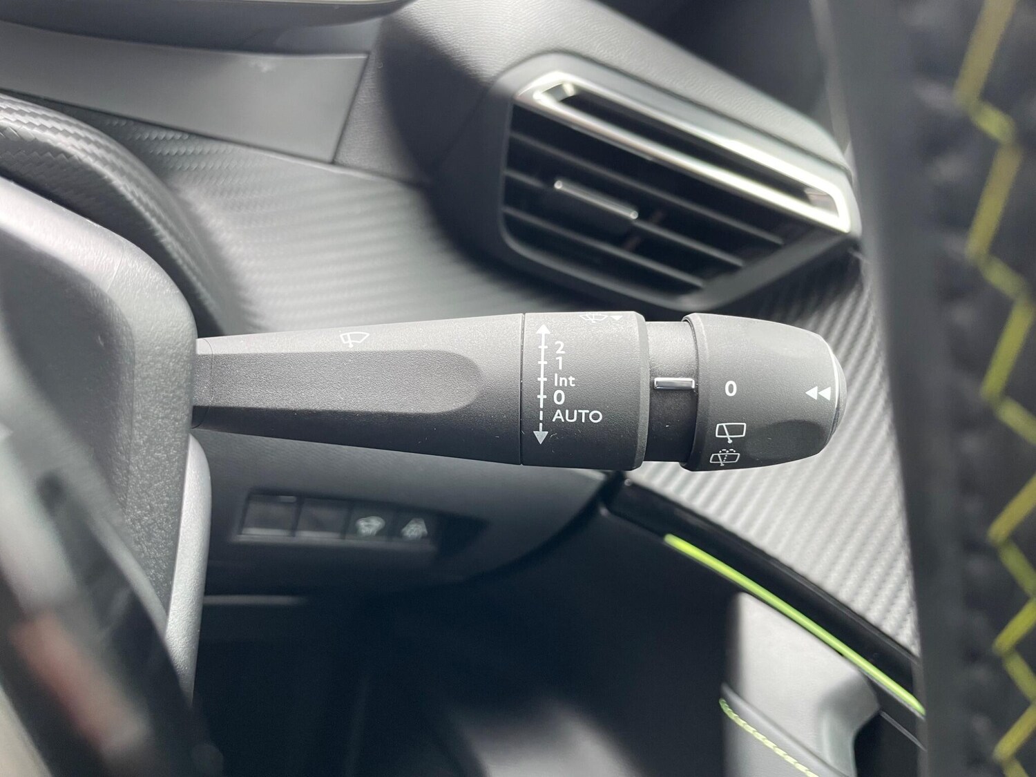 Used Peugeot E-2008 2022 for sale - 77203127: Photo 45