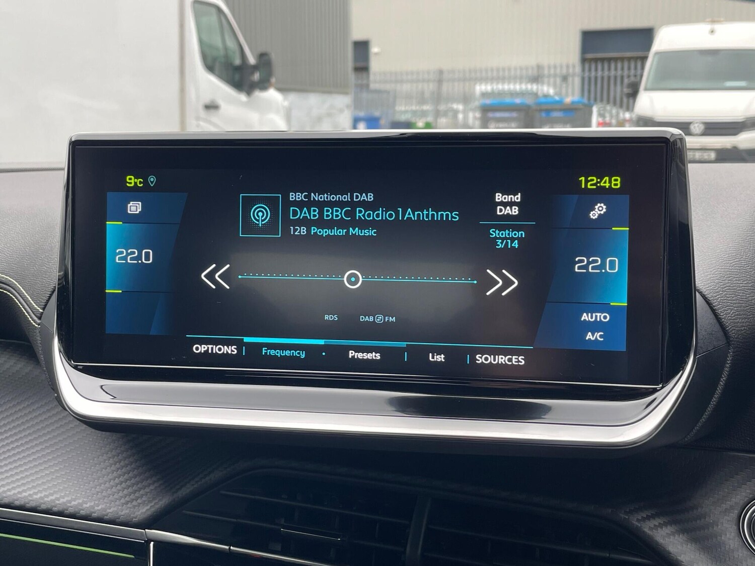 Used Peugeot E-2008 2022 for sale - 77203127: Photo 47