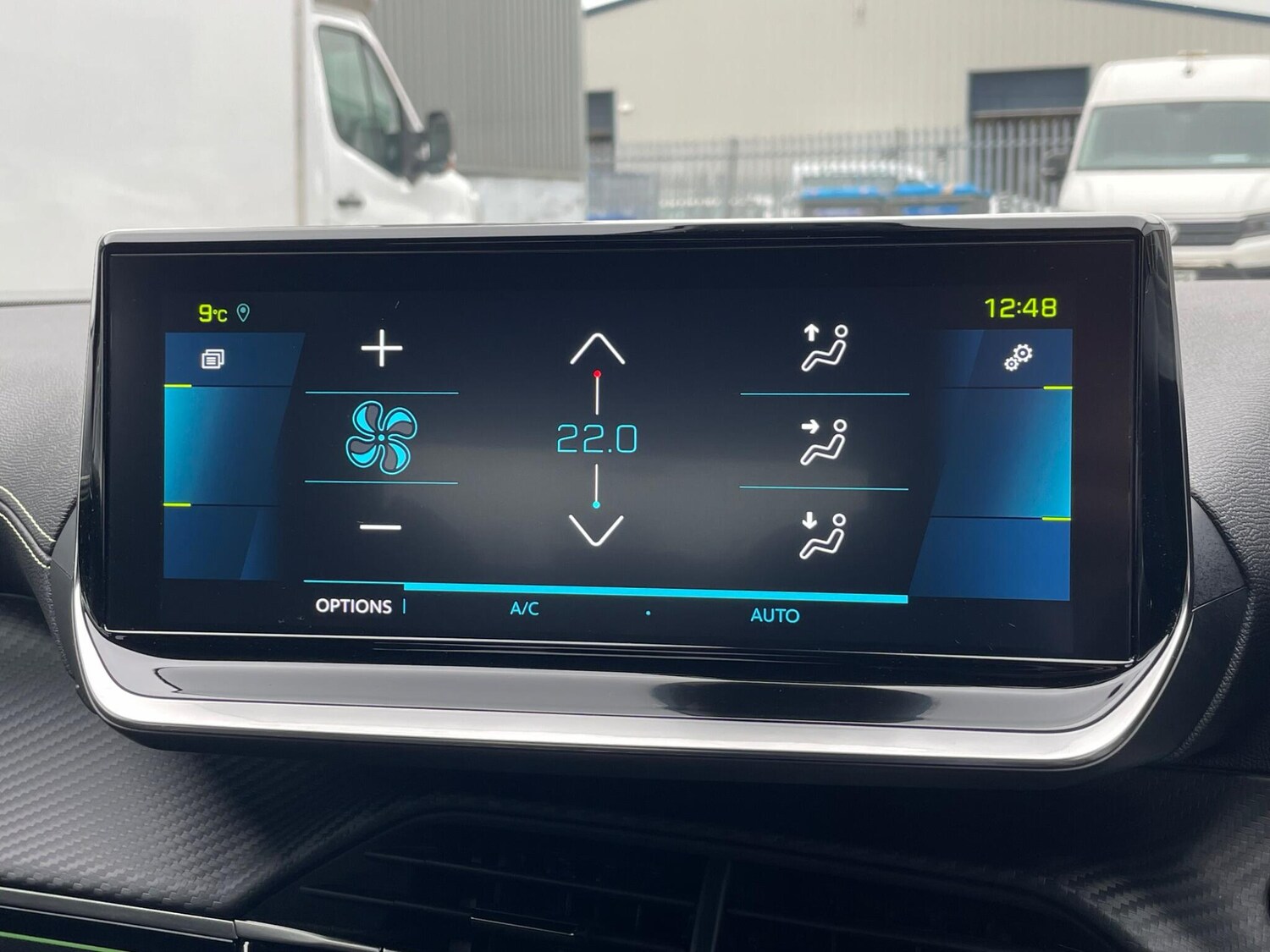 Used Peugeot E-2008 2022 for sale - 77203127: Photo 48