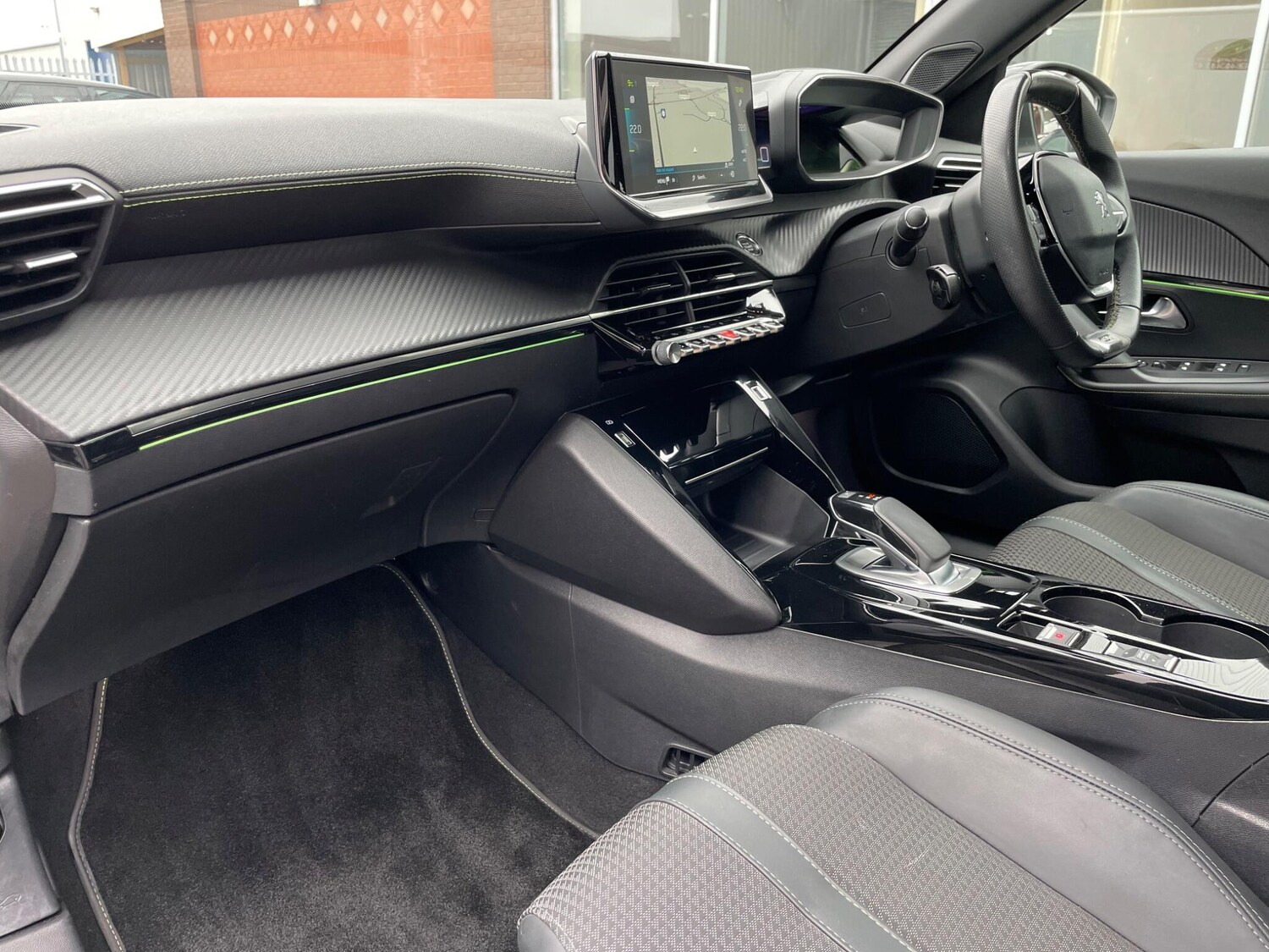 Used Peugeot E-2008 2022 for sale - 77203127: Photo 58