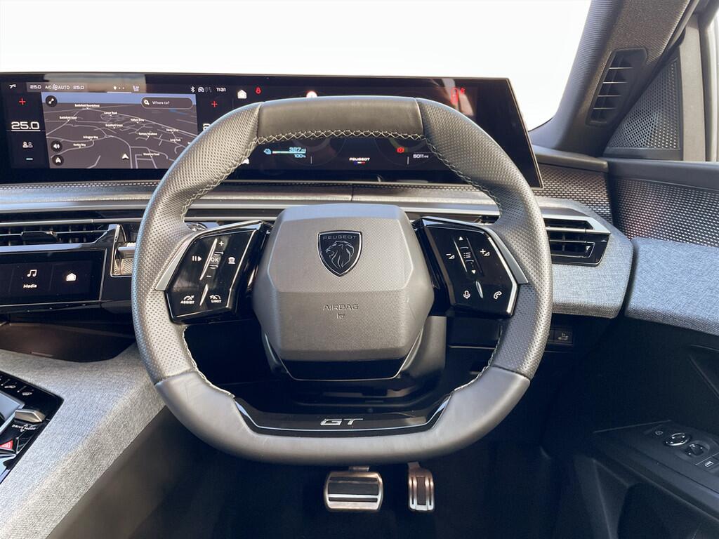 Used Peugeot E-3008 2024 for sale - 76485091: Photo 12