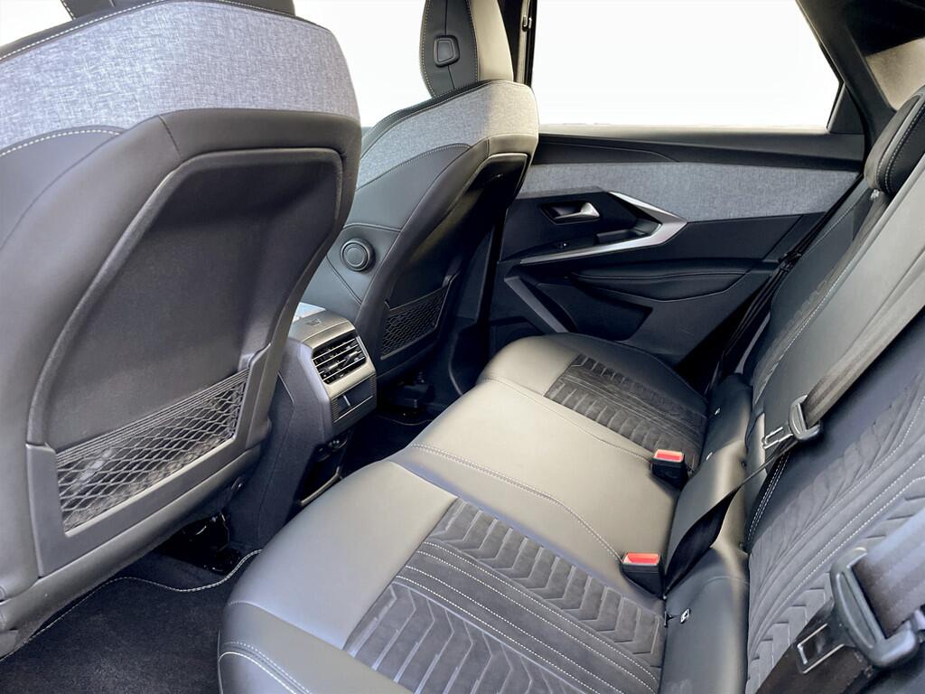 Used Peugeot E-3008 2024 for sale - 76485091: Photo 16