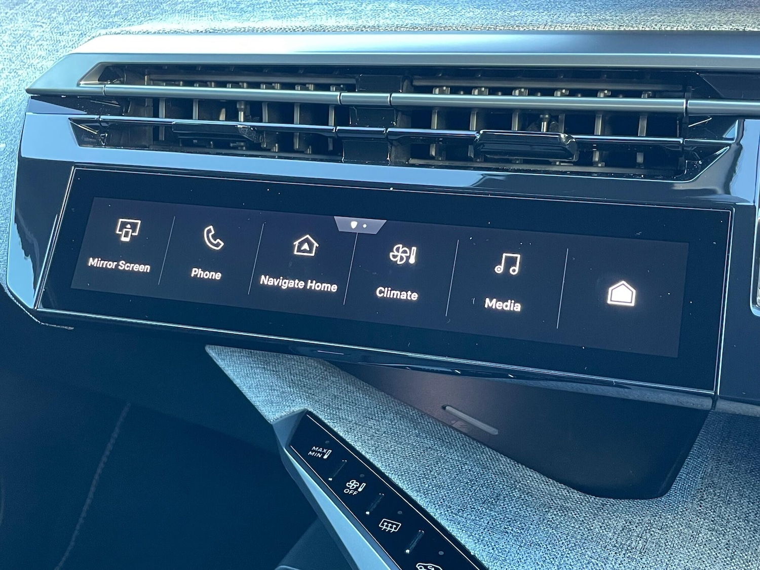 Used Peugeot E-3008 2024 for sale - 76485091: Photo 52