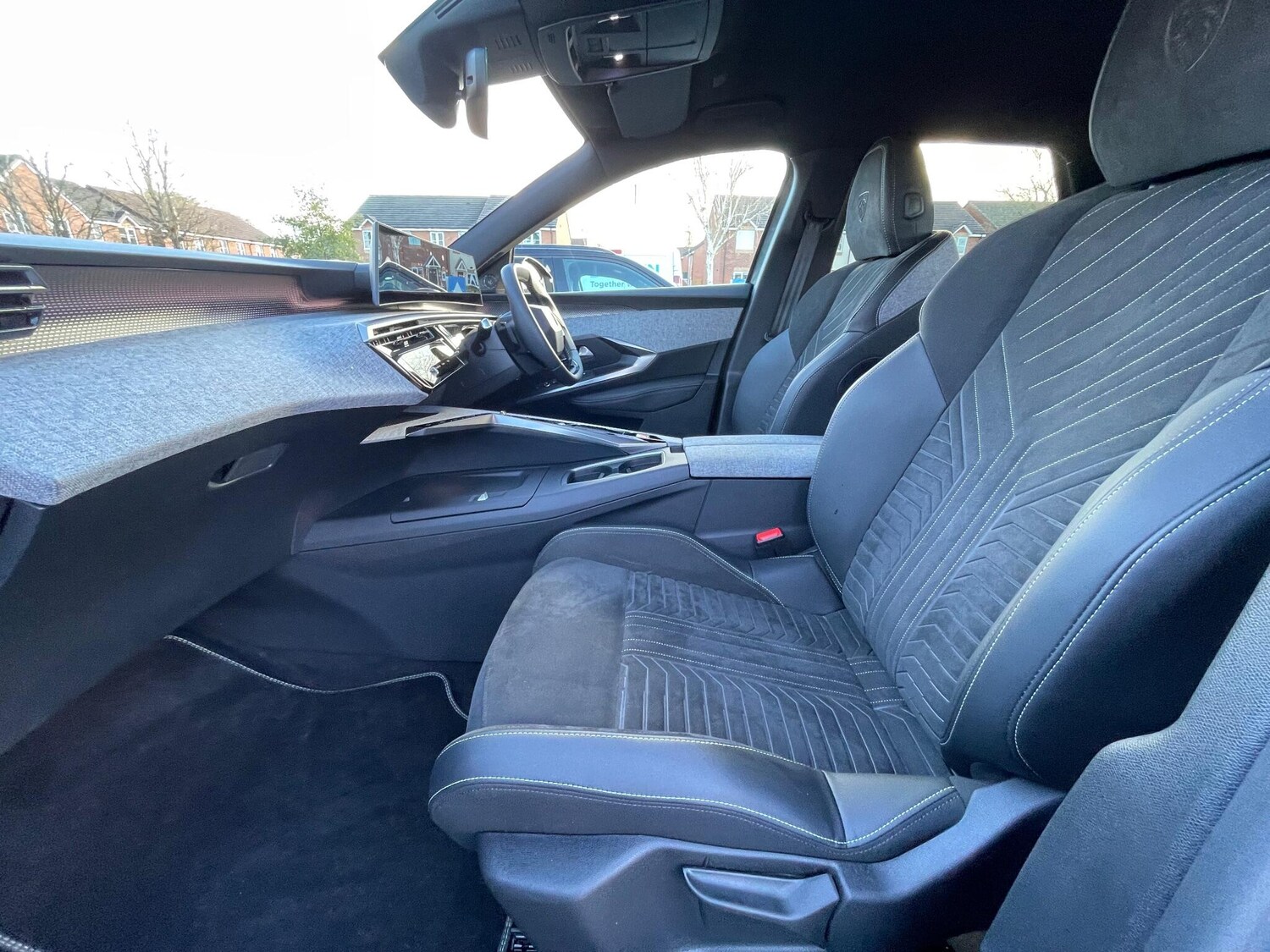 Used Peugeot E-3008 2024 for sale - 76485091: Photo 58