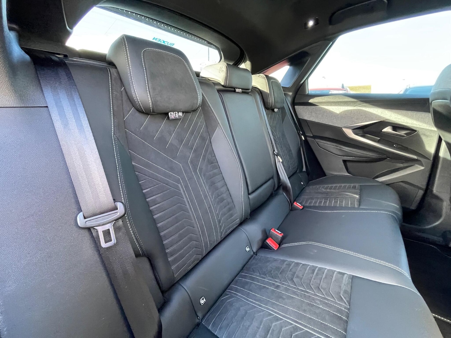 Used Peugeot E-3008 2024 for sale - 76485091: Photo 64