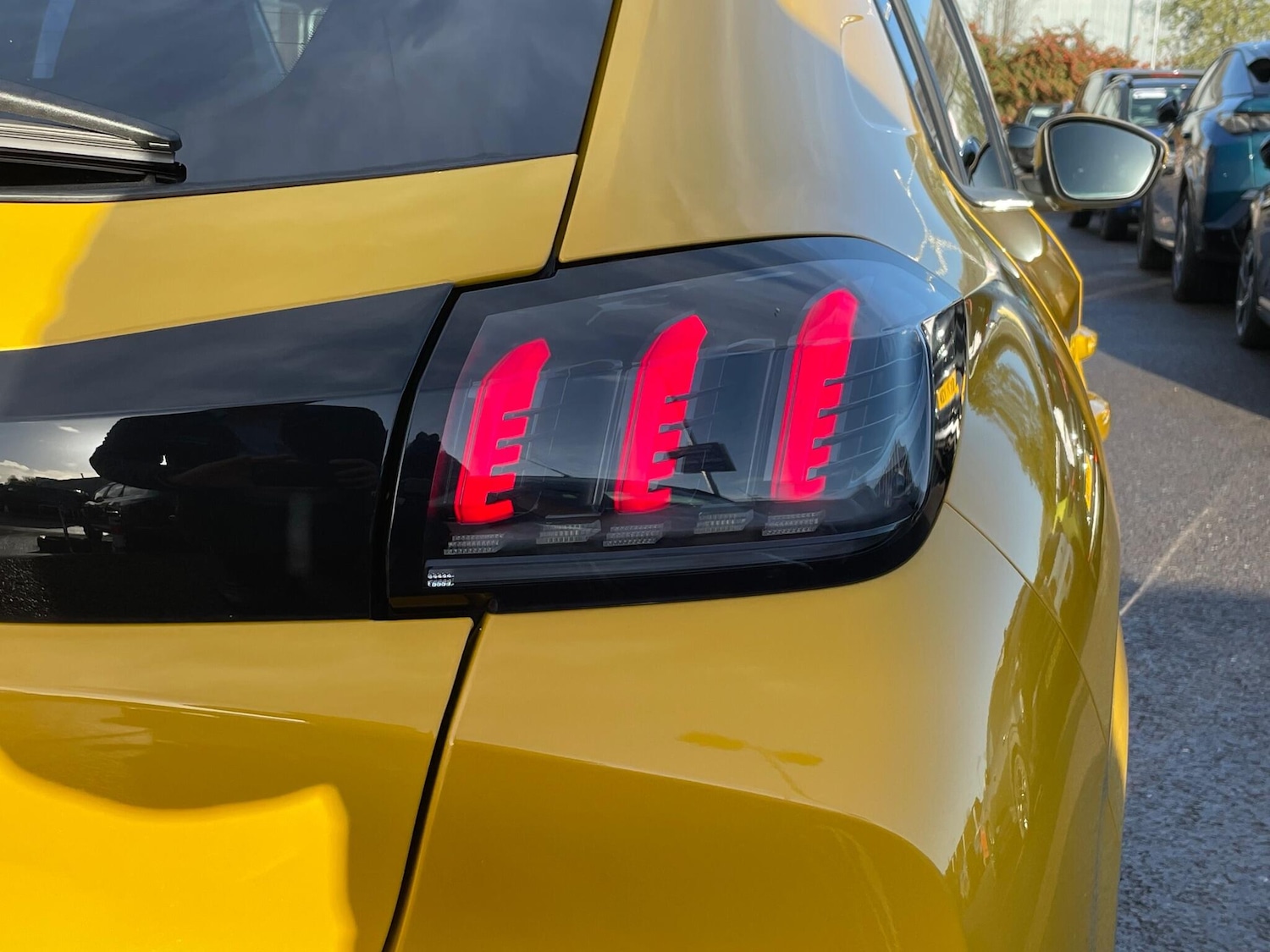 Used Peugeot 208 2021 for sale - 76561332: Photo 27