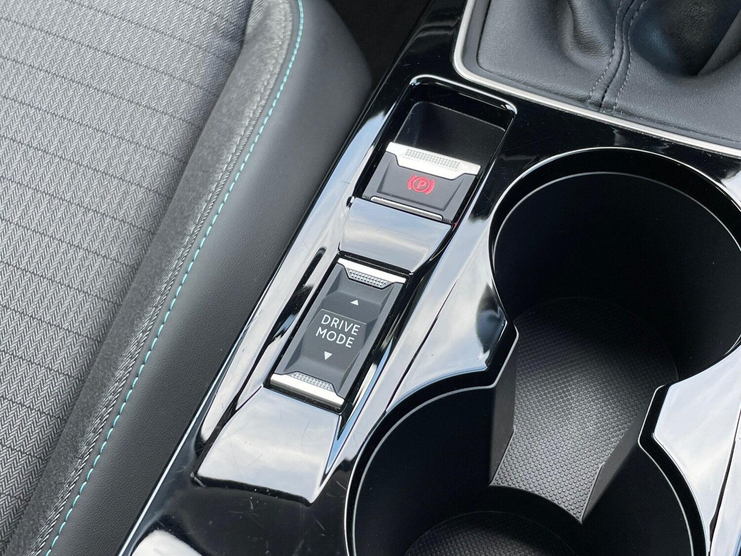 Used Peugeot 208 2021 for sale - 76561332: Photo 51