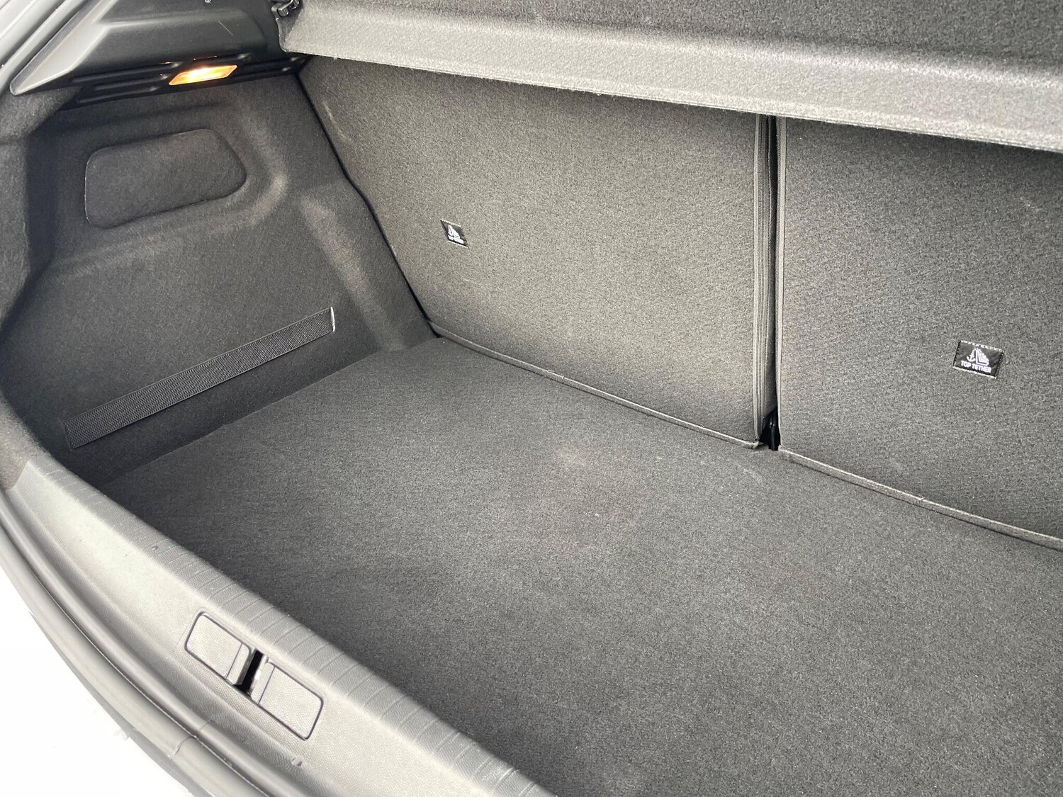 Used Peugeot 208 2023 for sale - 77040718: Photo 31