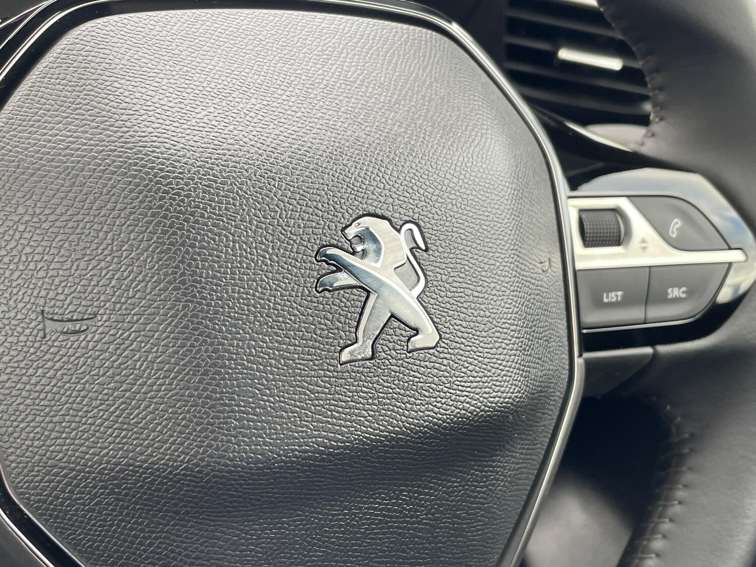 Used Peugeot 208 2023 for sale - 77040718: Photo 41