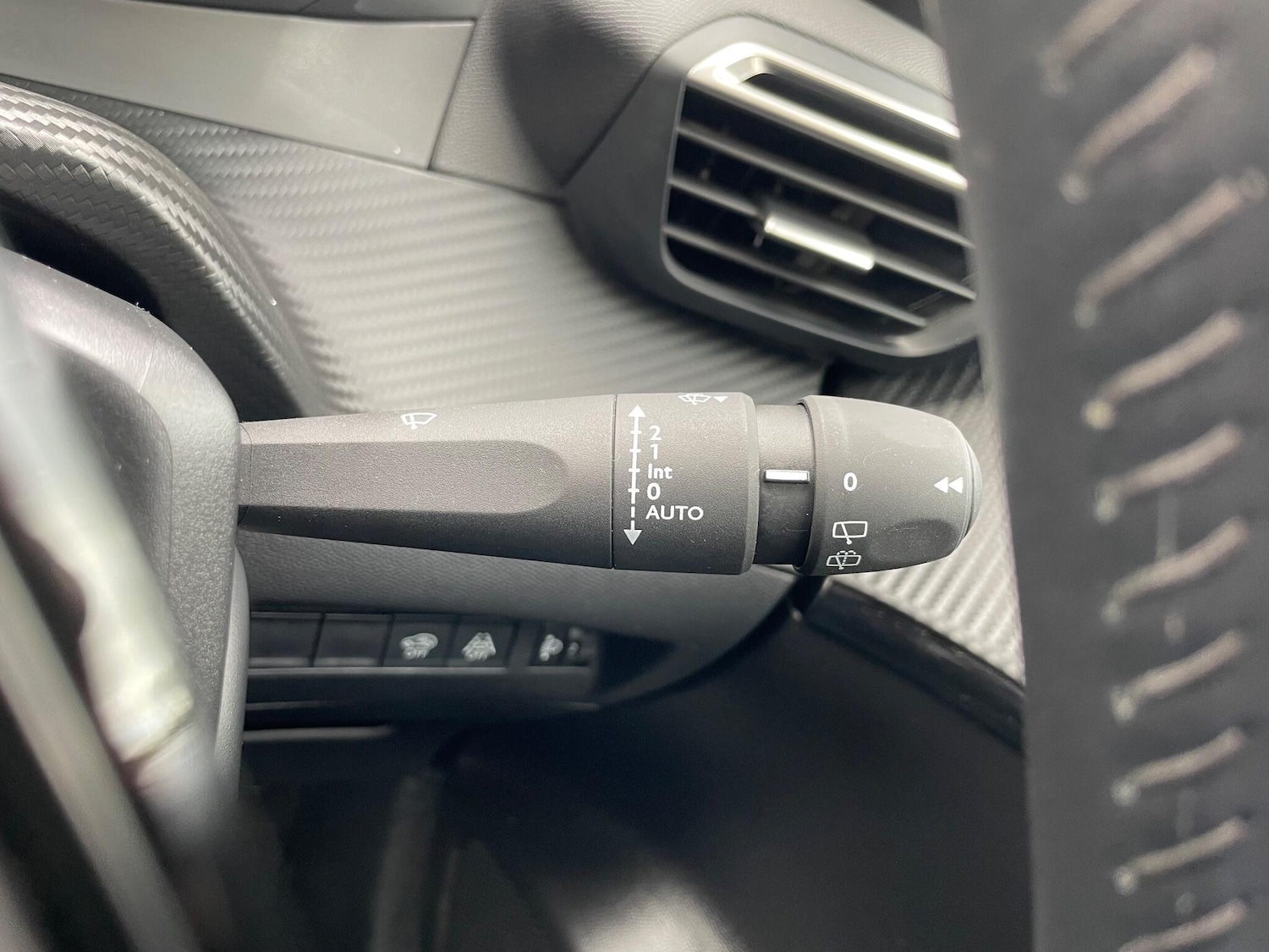 Used Peugeot 208 2023 for sale - 77040718: Photo 44