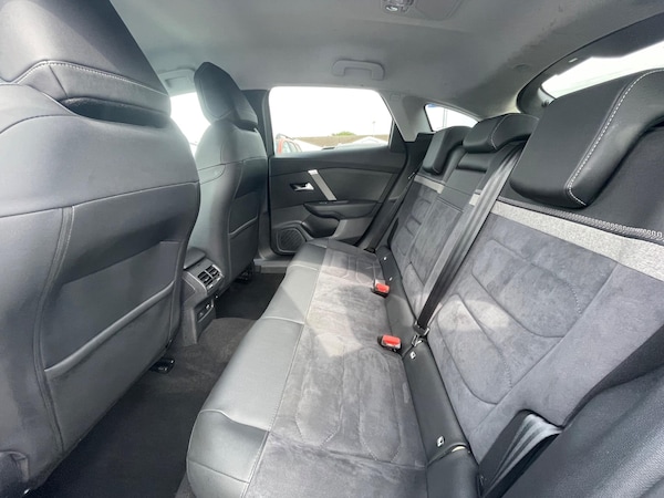 Used Citroen e-C4 2024 for sale - 75199347: Photo 57