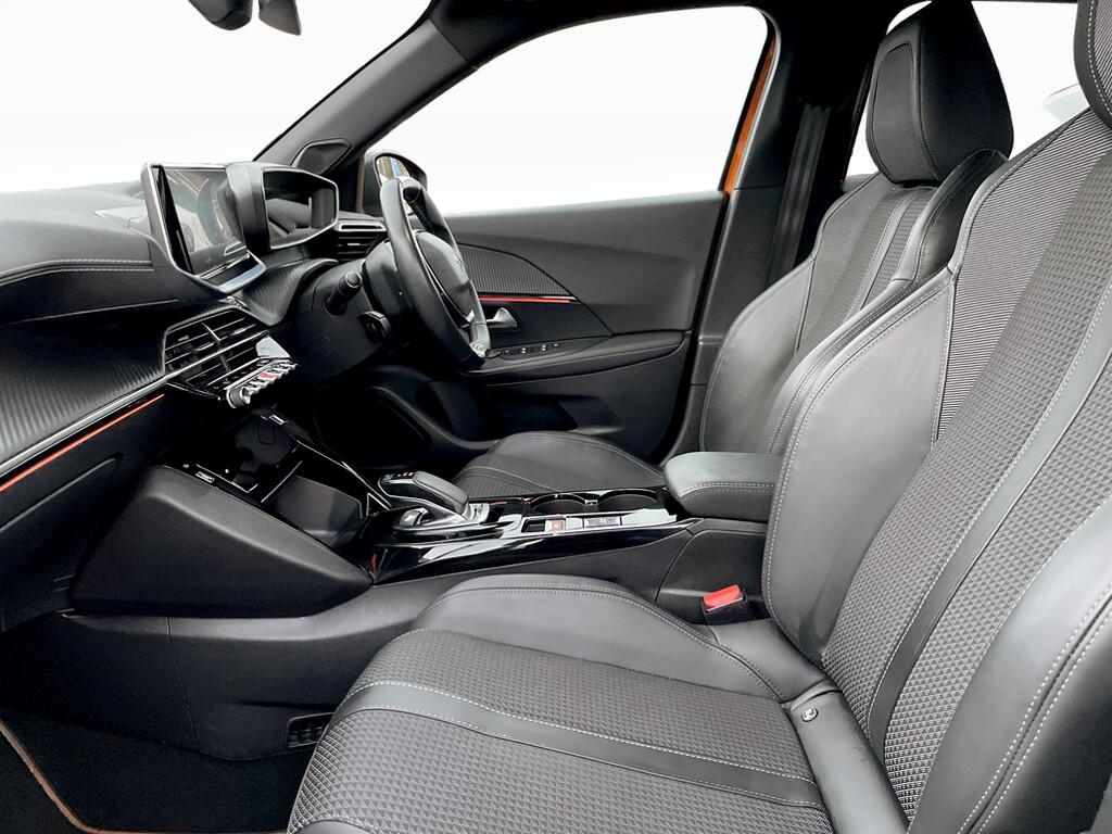 Used Peugeot E-2008 2021 for sale - 76424927: Photo 15