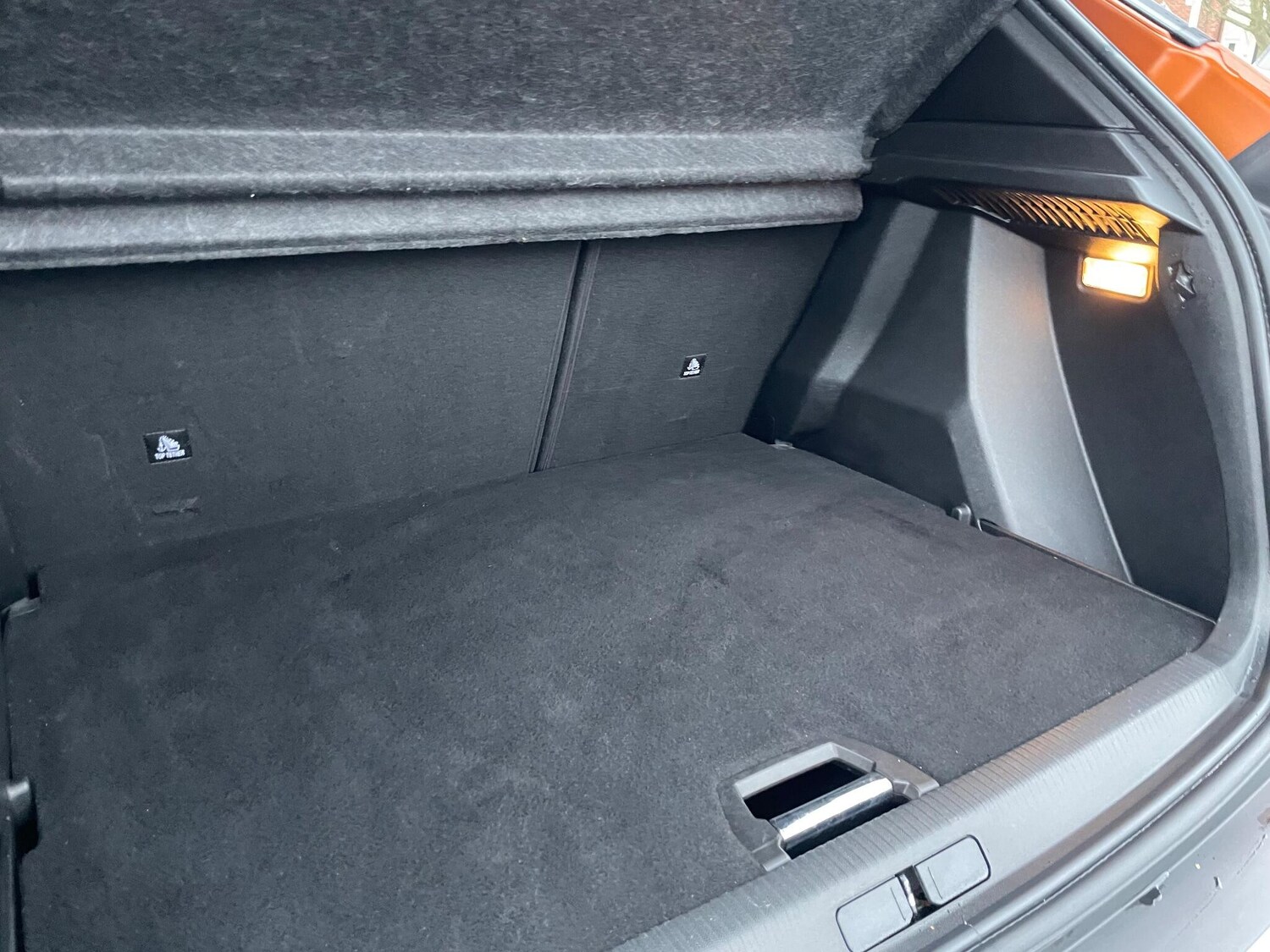 Used Peugeot E-2008 2021 for sale - 76424927: Photo 33