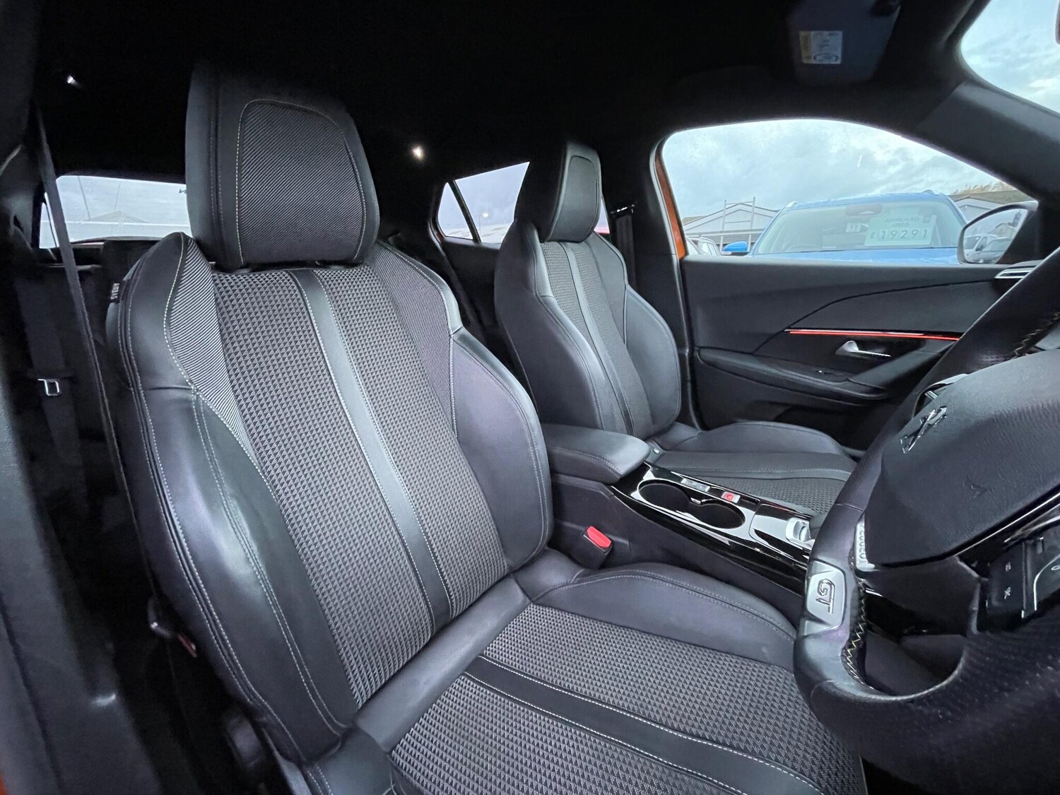 Used Peugeot E-2008 2021 for sale - 76424927: Photo 35