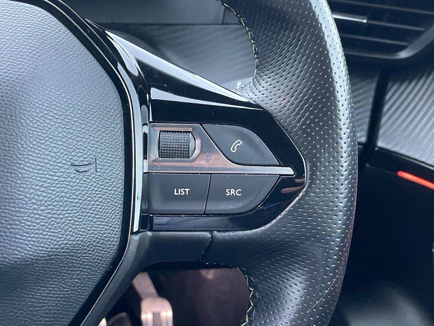 Used Peugeot E-2008 2021 for sale - 76424927: Photo 43