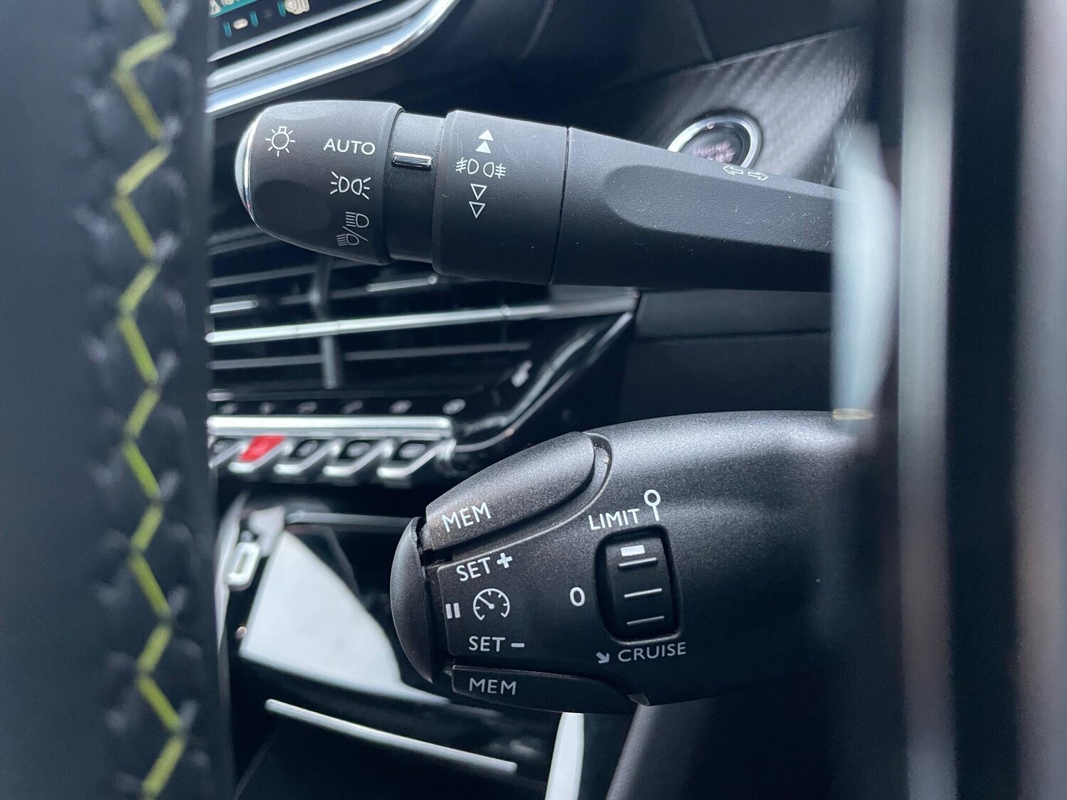 Used Peugeot E-2008 2021 for sale - 76424927: Photo 44