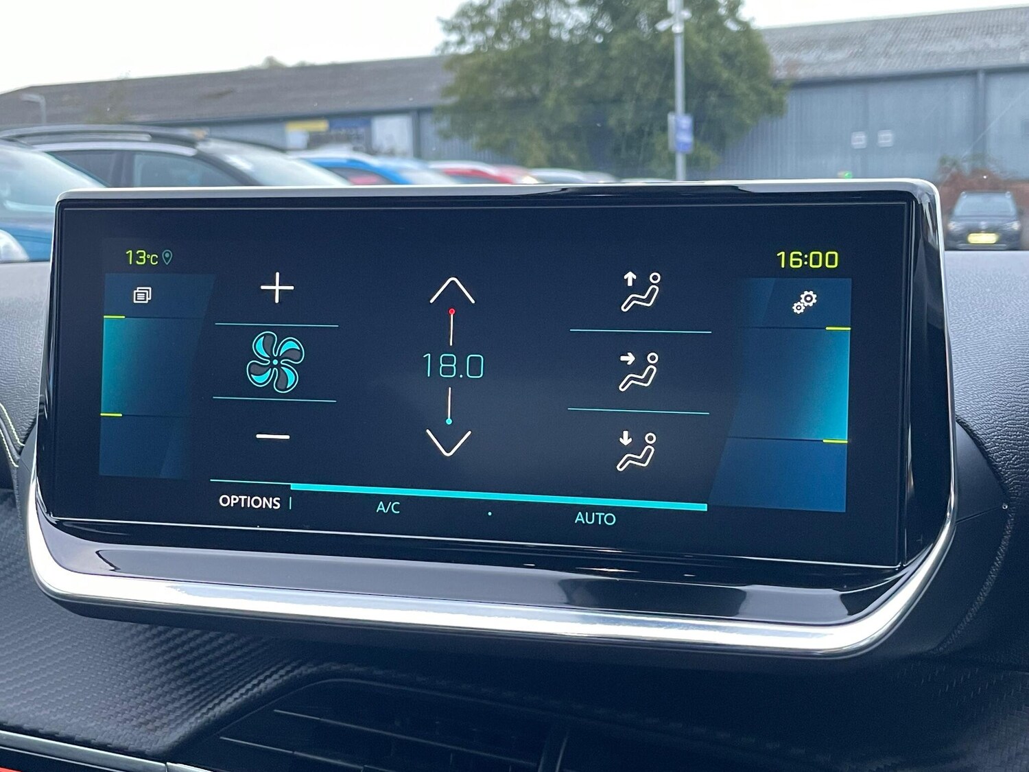 Used Peugeot E-2008 2021 for sale - 76424927: Photo 50