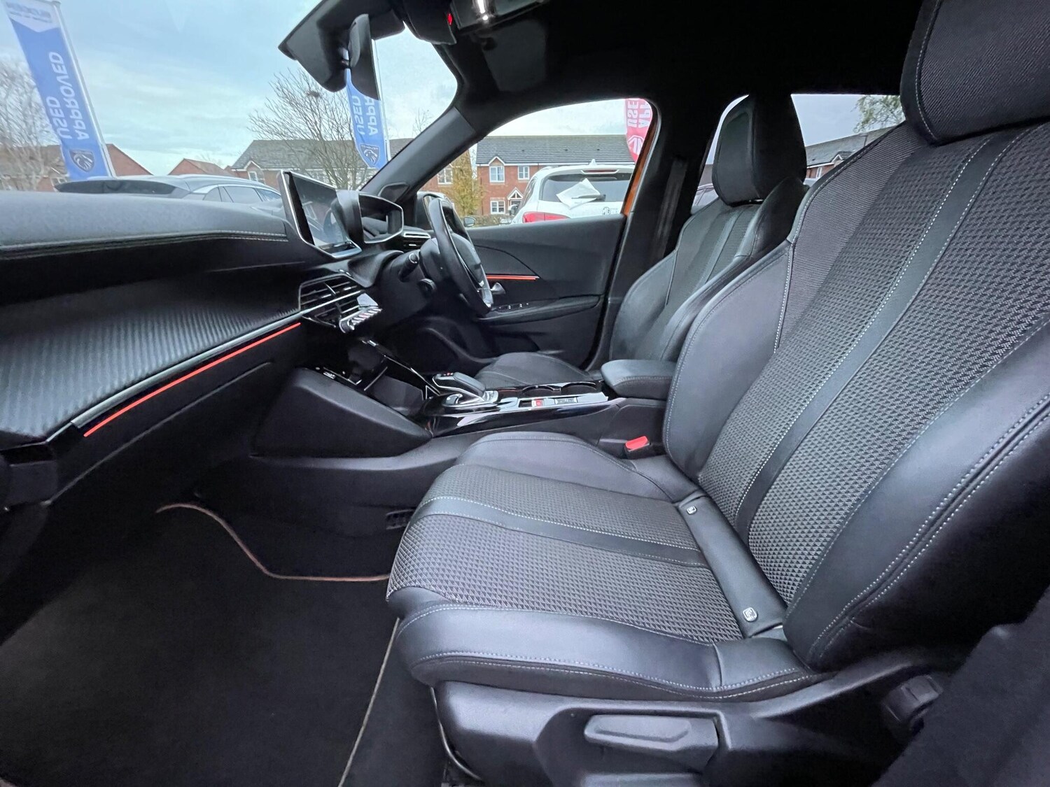 Used Peugeot E-2008 2021 for sale - 76424927: Photo 60