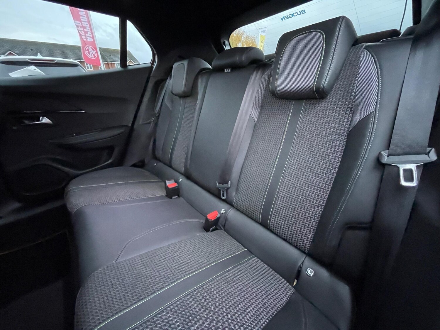 Used Peugeot E-2008 2021 for sale - 76424927: Photo 63