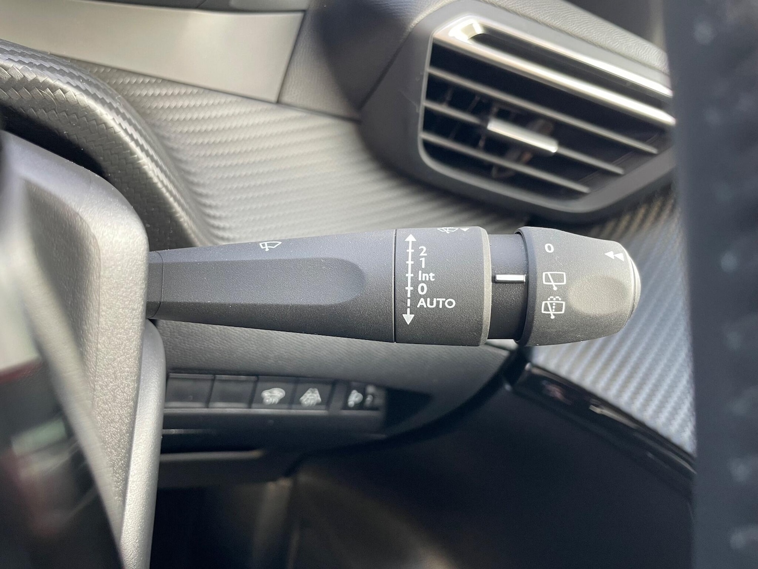 Used Peugeot 208 2023 for sale - 76887331: Photo 41