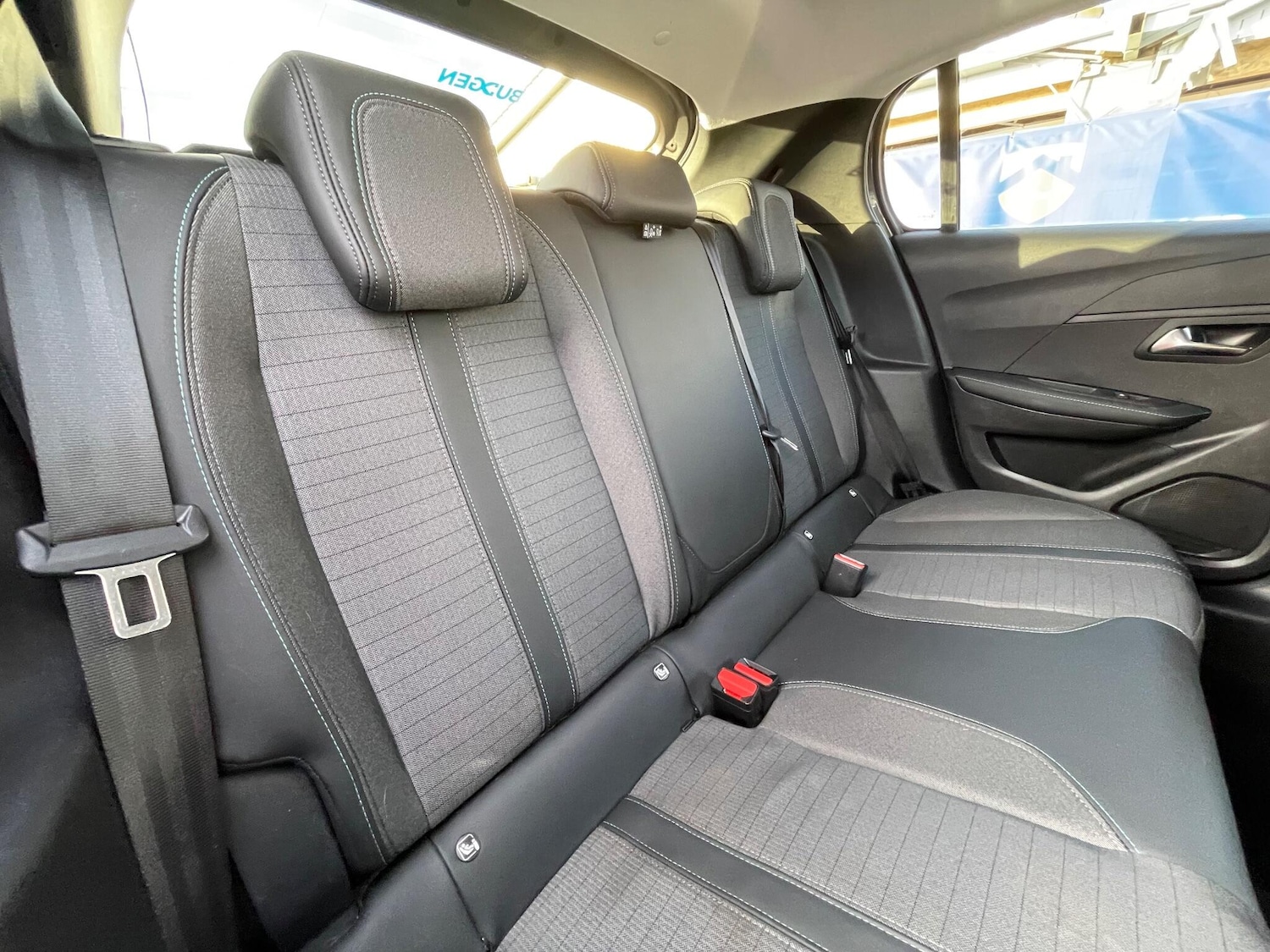 Used Peugeot 208 2023 for sale - 76887331: Photo 61