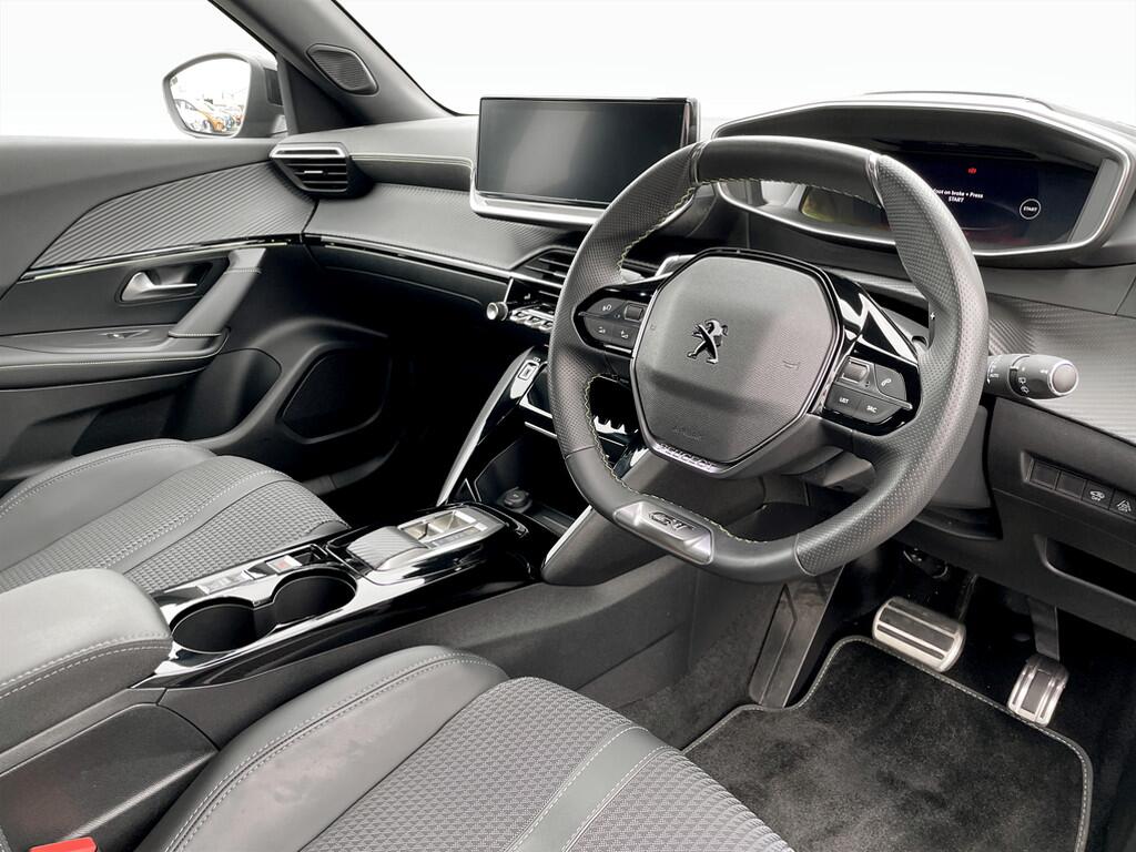 Used Peugeot 2008 2023 for sale - 76043102: Photo 10