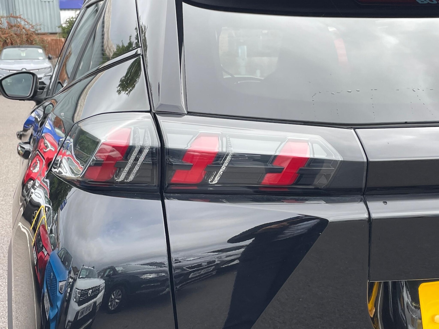 Used Peugeot 2008 2023 for sale - 76043102: Photo 27