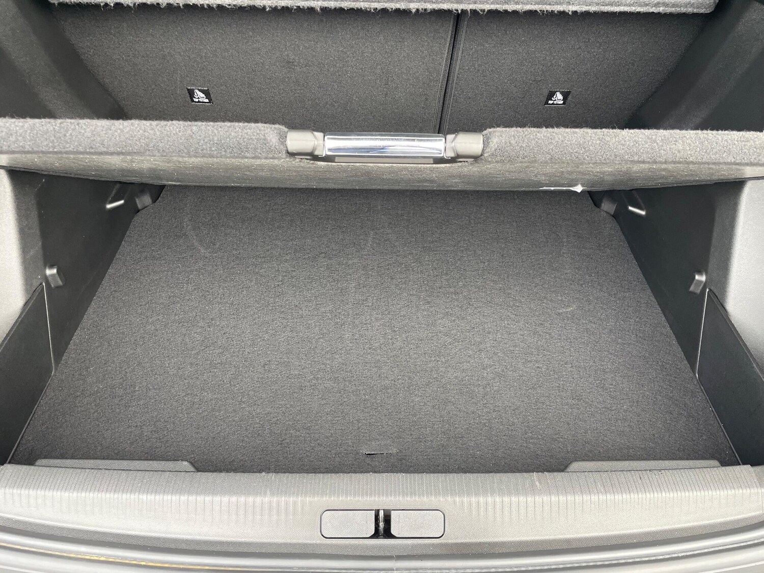 Used Peugeot 2008 2023 for sale - 76043102: Photo 35