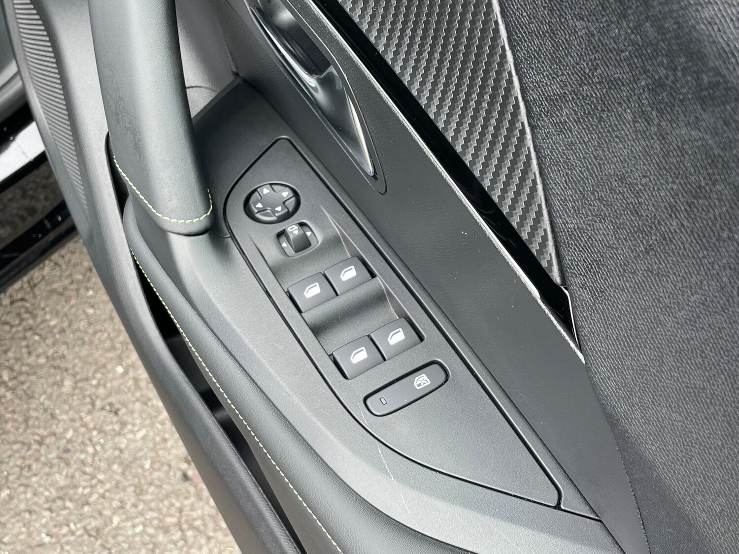 Used Peugeot 2008 2023 for sale - 76043102: Photo 36