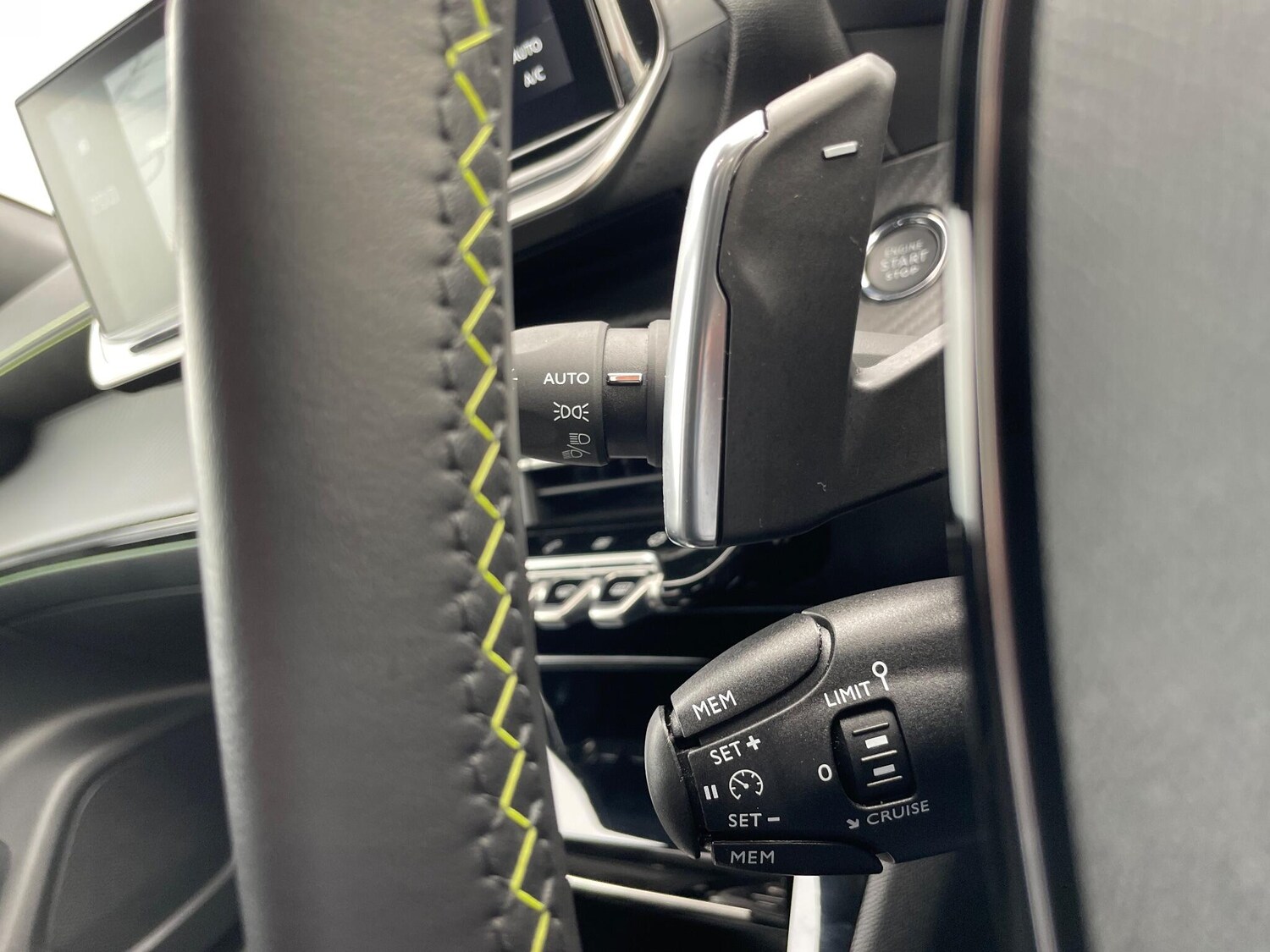 Used Peugeot 2008 2023 for sale - 76043102: Photo 46