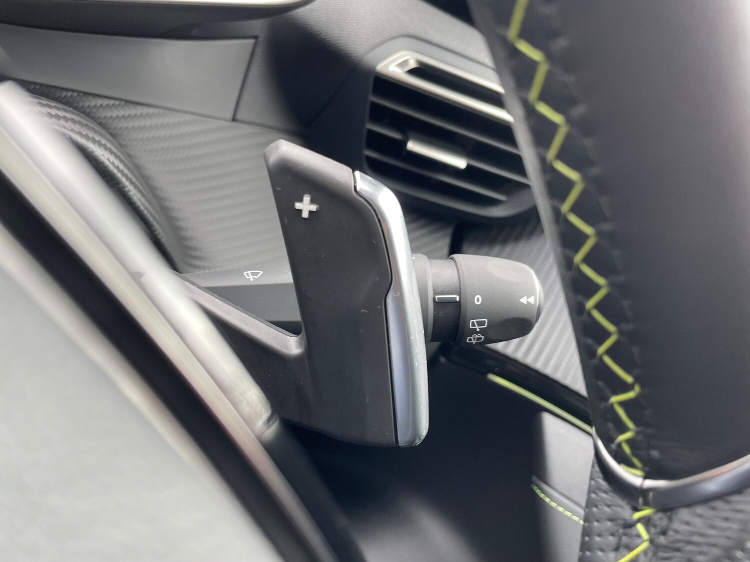 Used Peugeot 2008 2023 for sale - 76043102: Photo 47