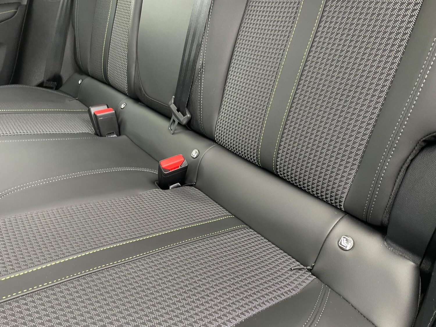 Used Peugeot 2008 2023 for sale - 76043102: Photo 69