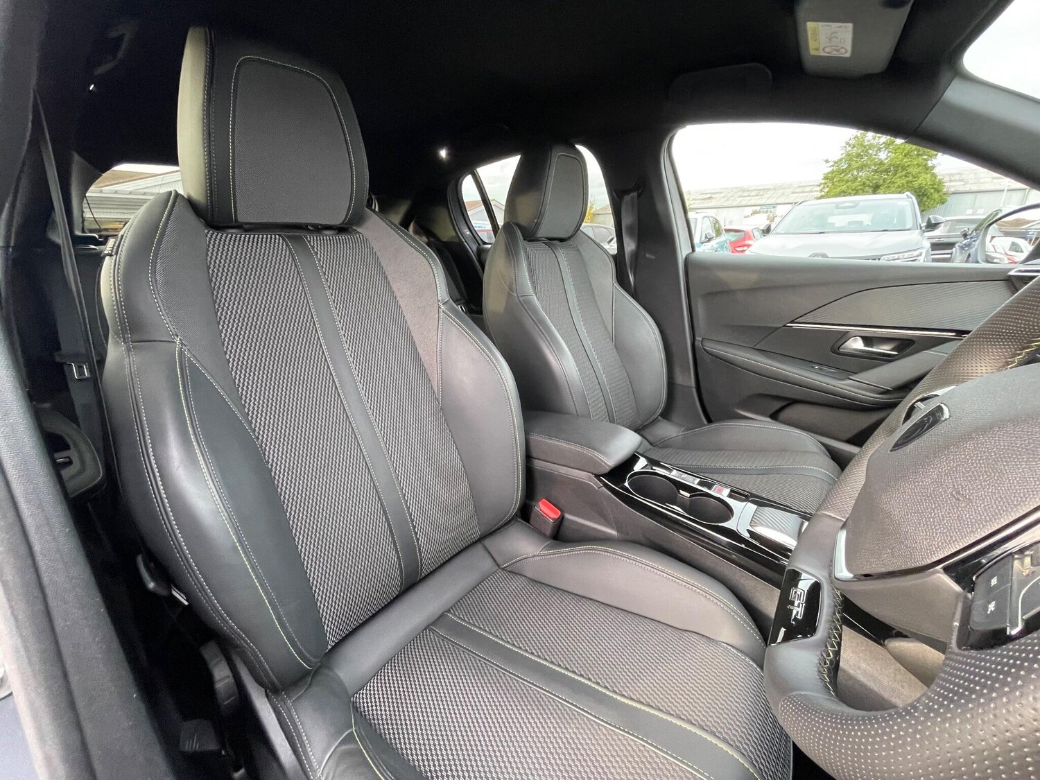 Used Peugeot 208 2024 for sale - 76270569: Photo 35