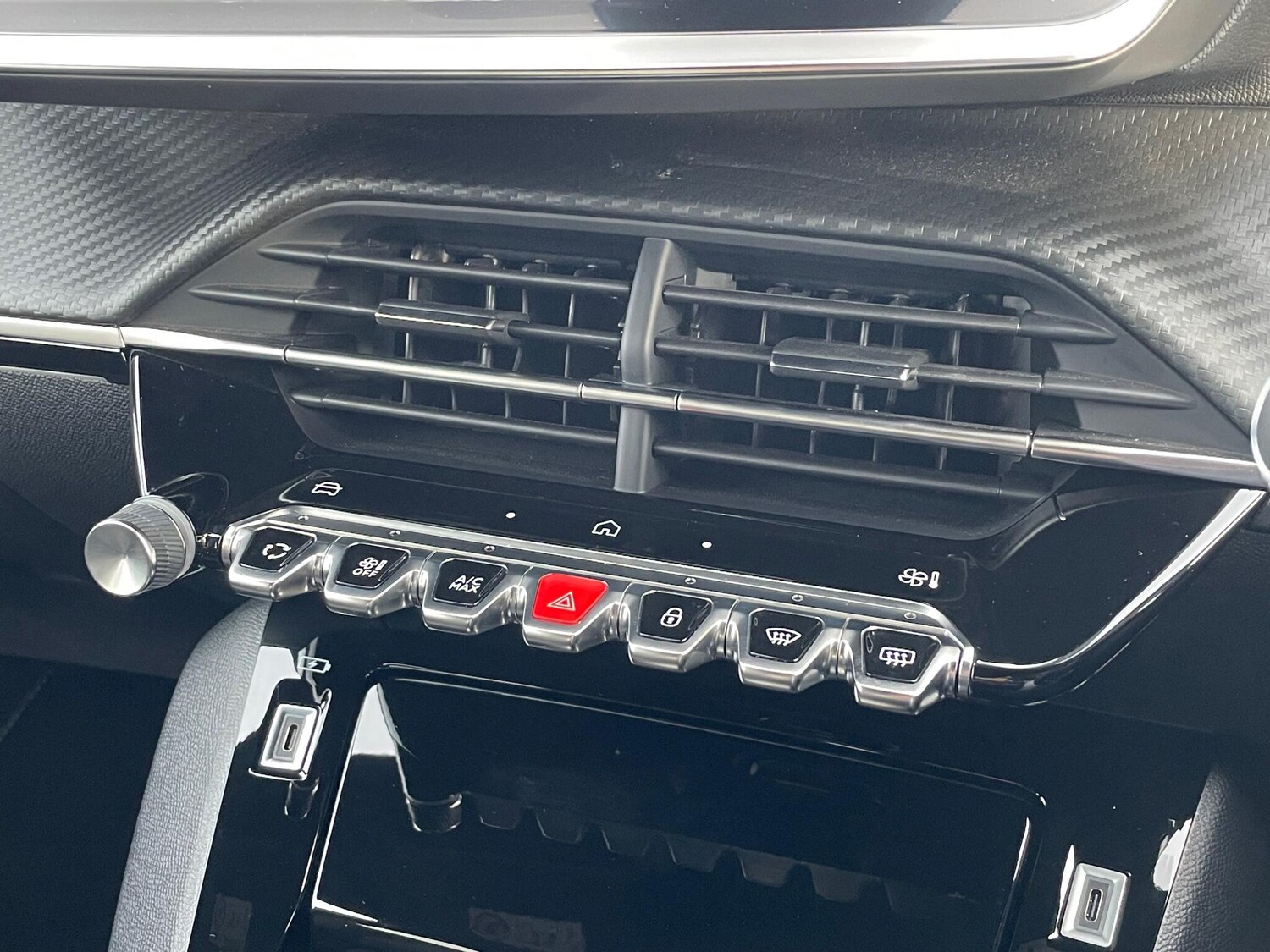 Used Peugeot 208 2024 for sale - 76270569: Photo 51