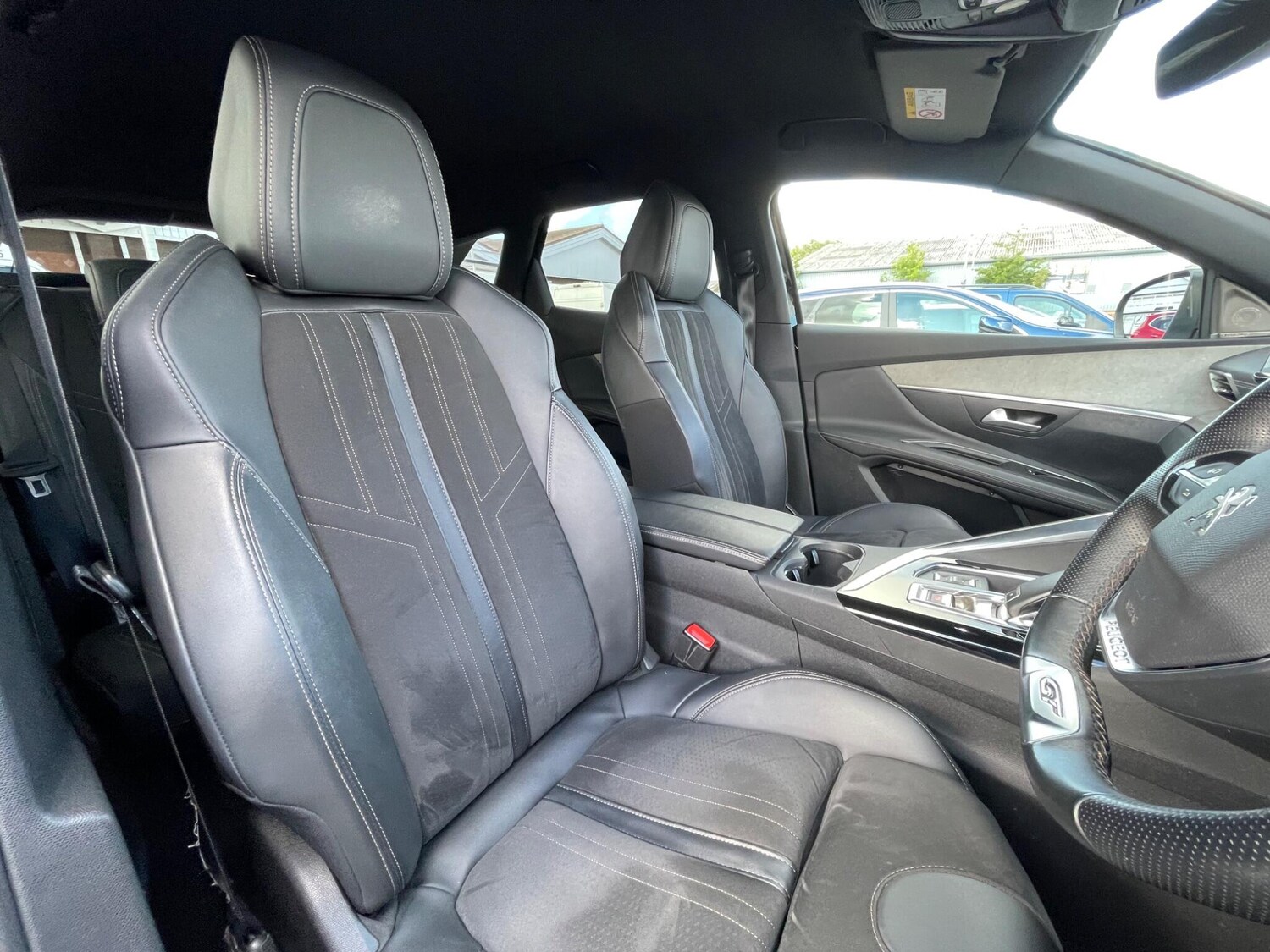 Used Peugeot 3008 2021 for sale - 75647075: Photo 35