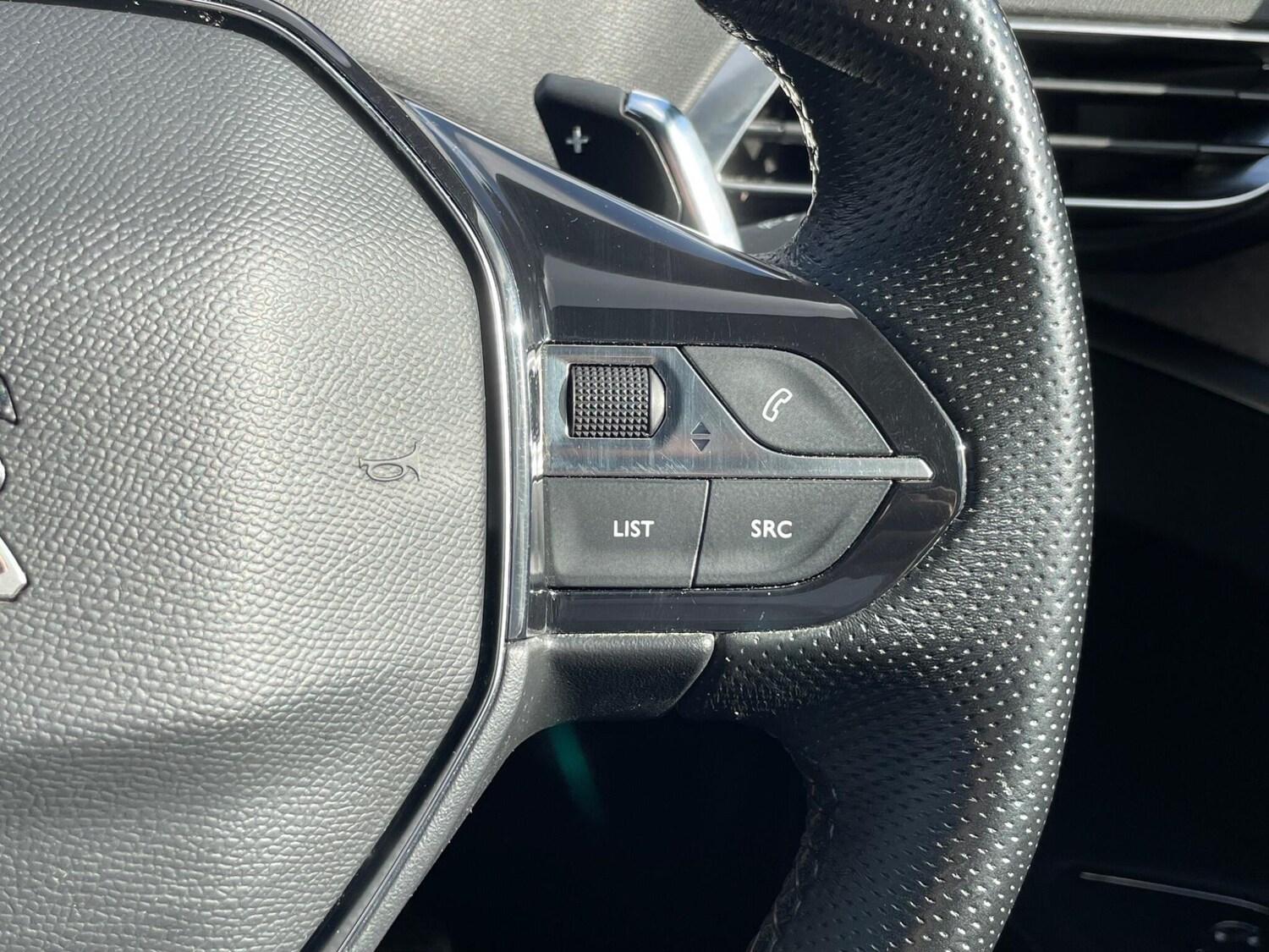 Used Peugeot 3008 2021 for sale - 75647075: Photo 44