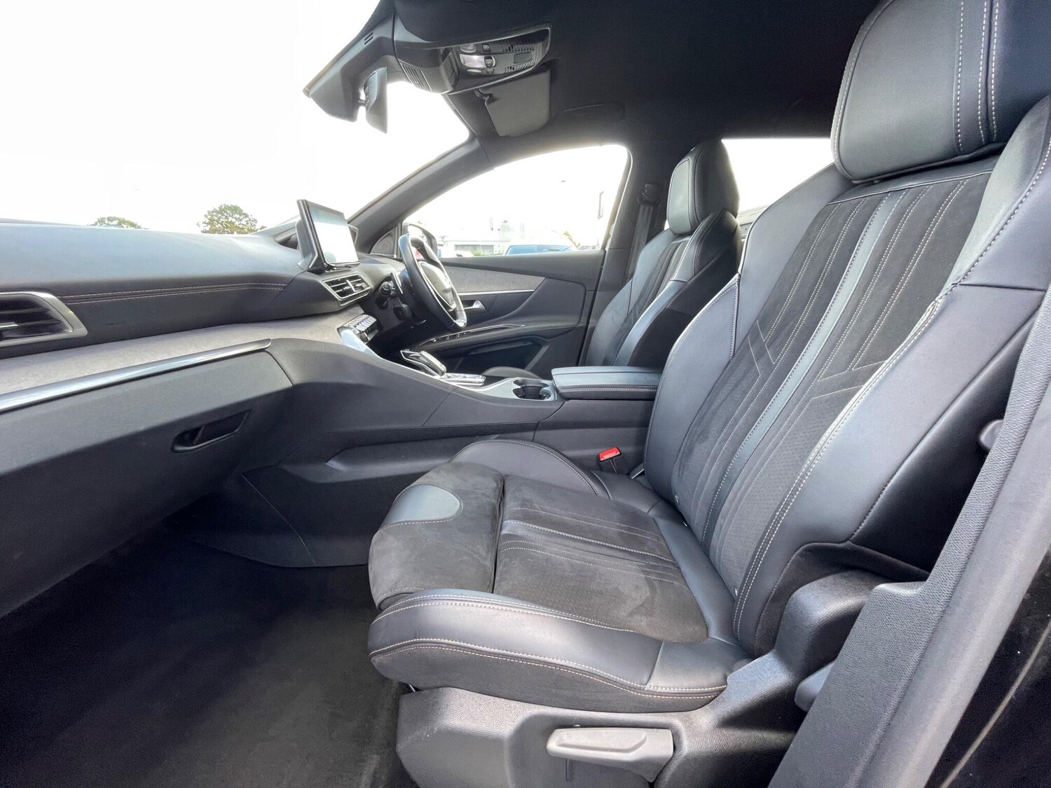 Used Peugeot 3008 2021 for sale - 75647075: Photo 65