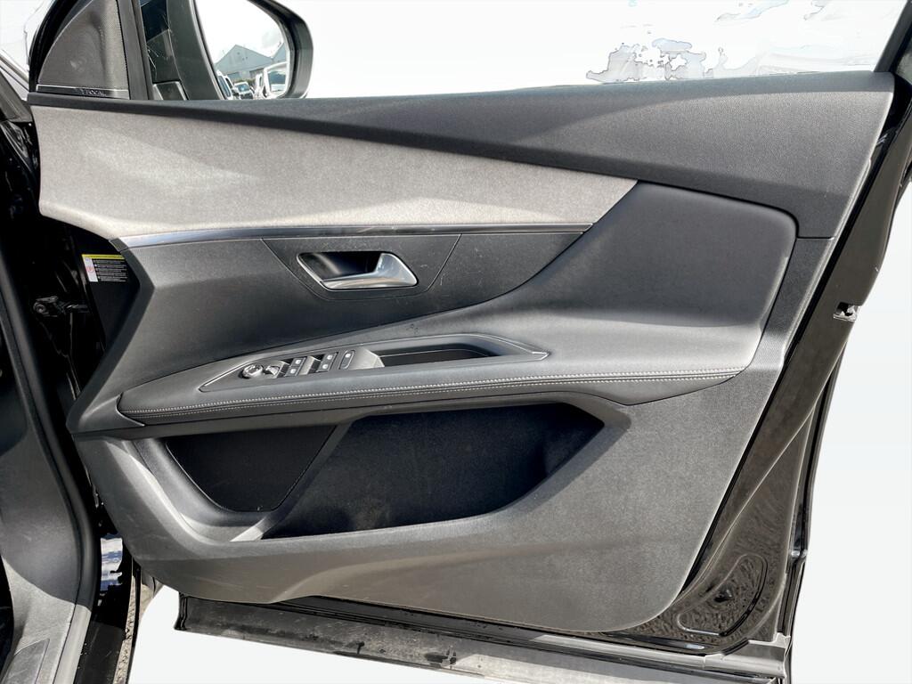 Used Peugeot 3008 2021 for sale - 75647075: Photo 7