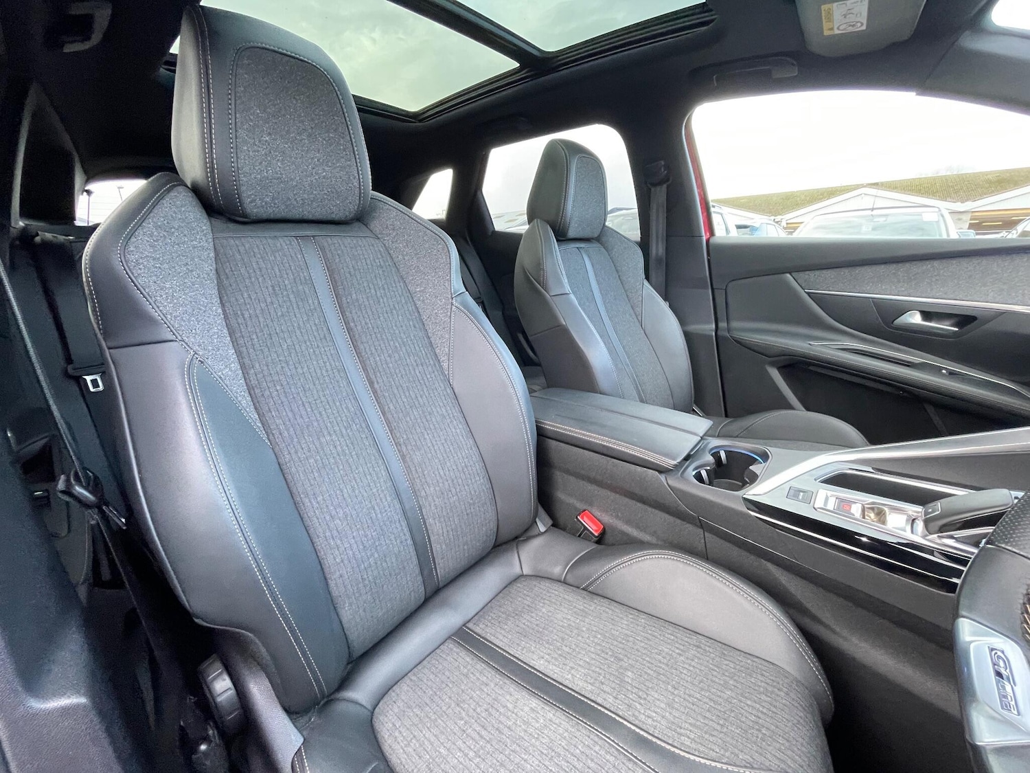 Used Peugeot 3008 2020 for sale - 76743621: Photo 38