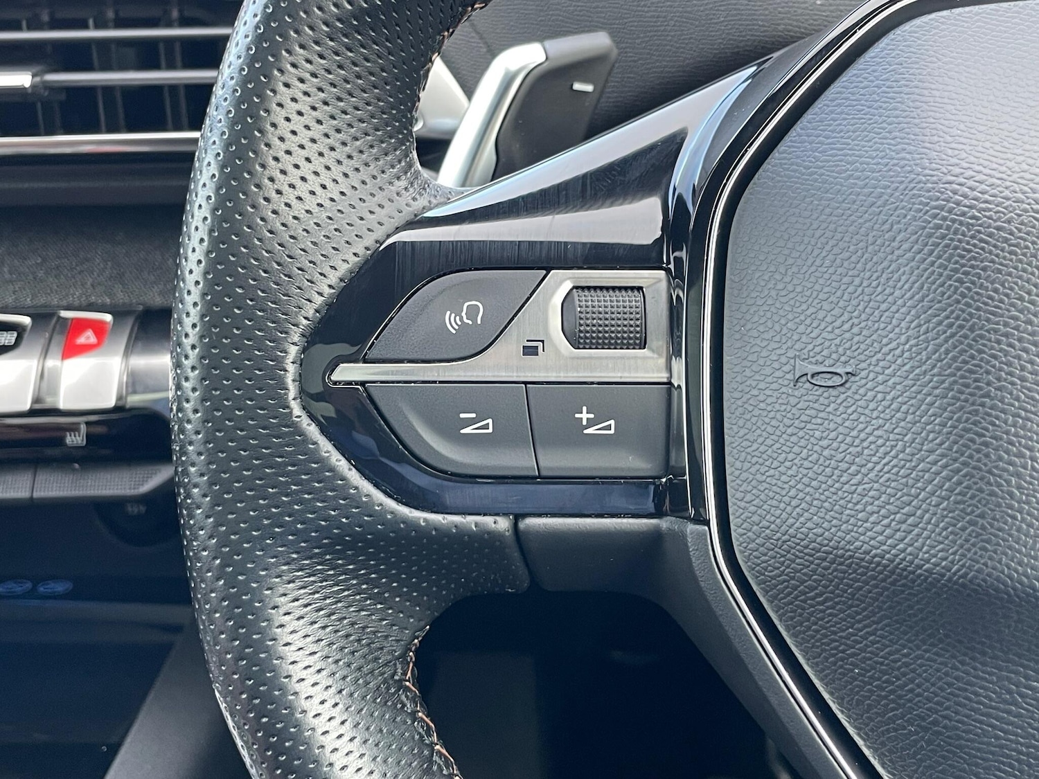 Used Peugeot 3008 2020 for sale - 76743621: Photo 46