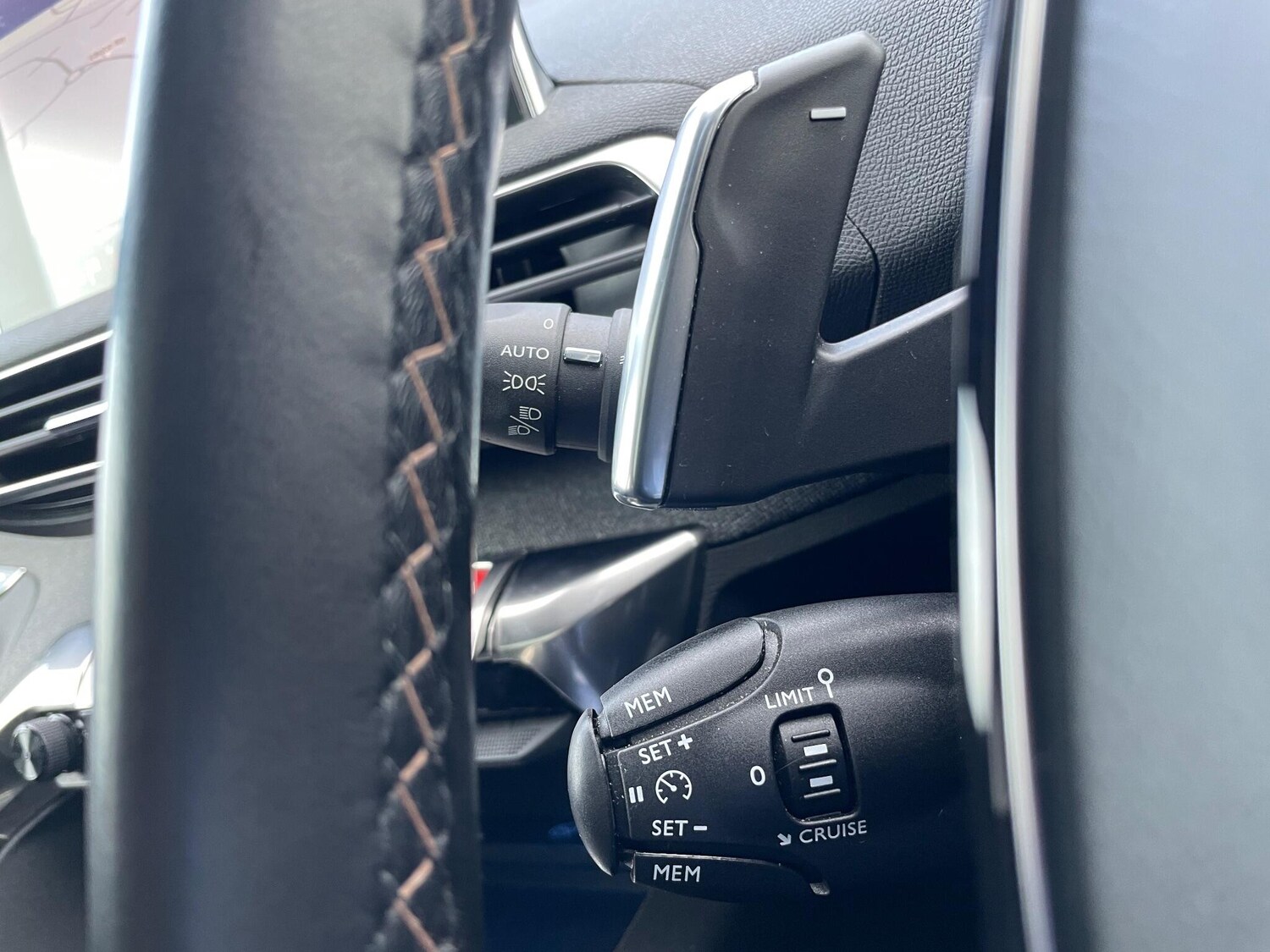 Used Peugeot 3008 2020 for sale - 76743621: Photo 49