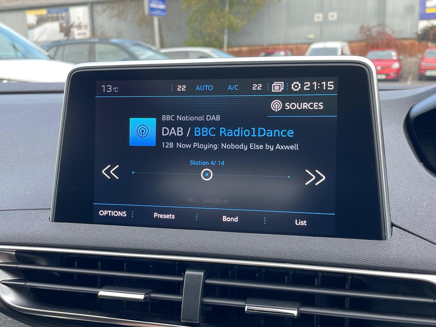 Used Peugeot 3008 2020 for sale - 76743621: Photo 54