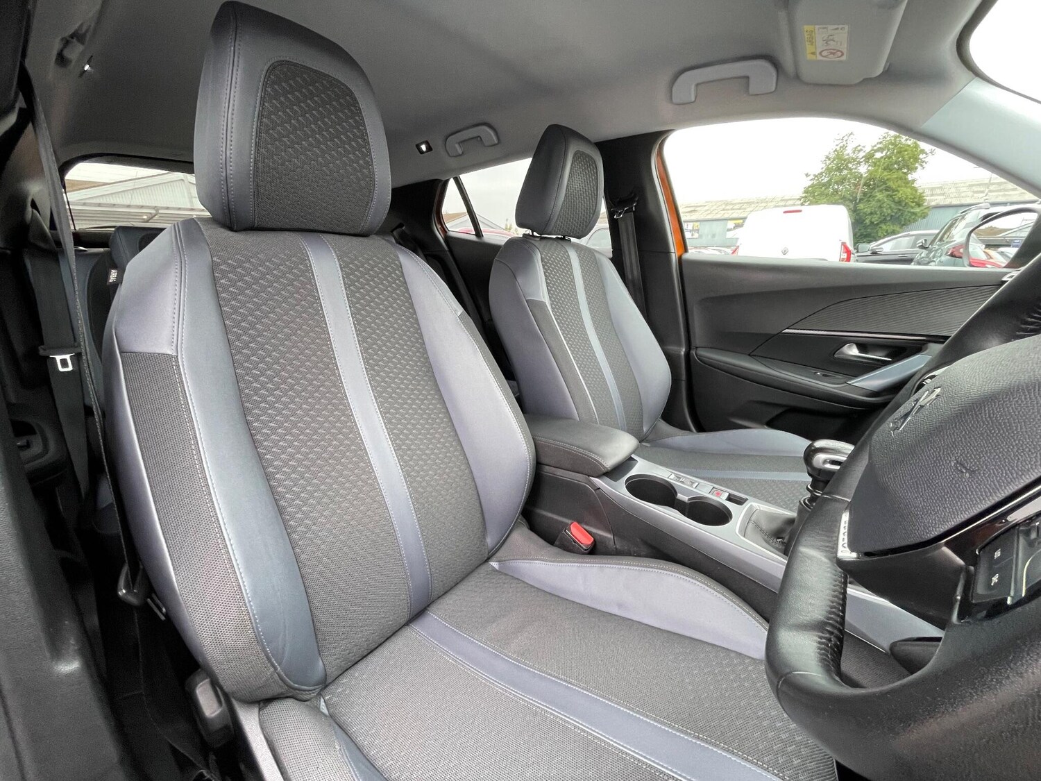 Used Peugeot 2008 2020 for sale - 76136366: Photo 37