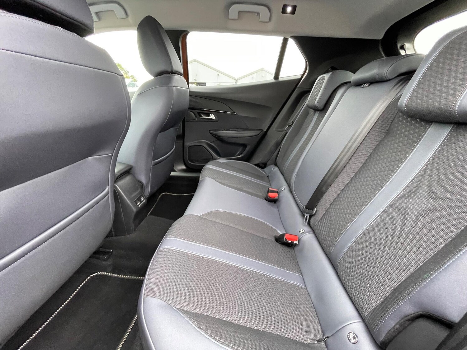 Used Peugeot 2008 2020 for sale - 76136366: Photo 61