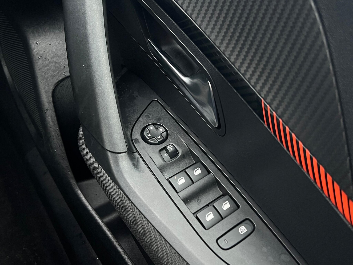 Used Peugeot 2008 2022 for sale - 77852877: Photo 25