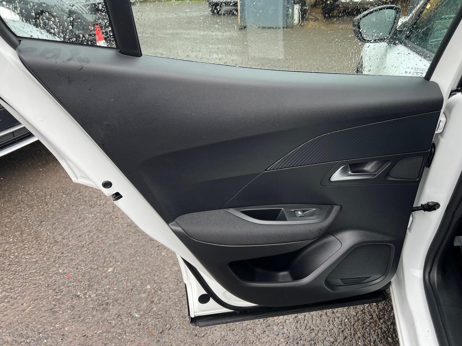 Used Peugeot 2008 2022 for sale - 77852877: Photo 39